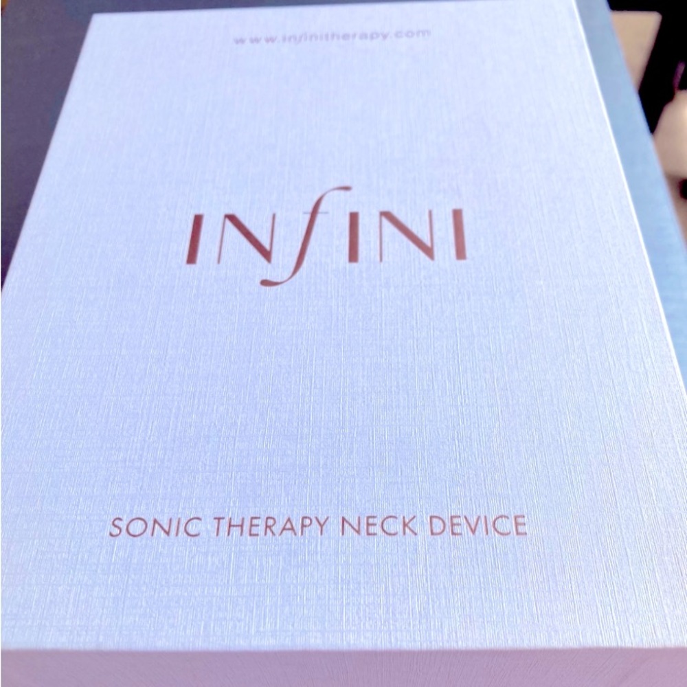 INFINI = SONIC THERAPY NECK DEVICE (IN ROSE GOLD)